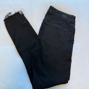 PAIGE Verdugo Frayed Ankle Denim